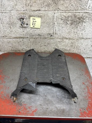 1988 年雅马哈 Razz Sh50 滑板车地板 — 第 1/4 张图片