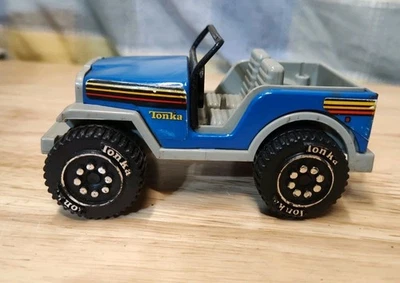 Jeep Wrangler CJ azul Tonka juguete vintage metal y plástico 1979 5" de largo Foto 1 de 4