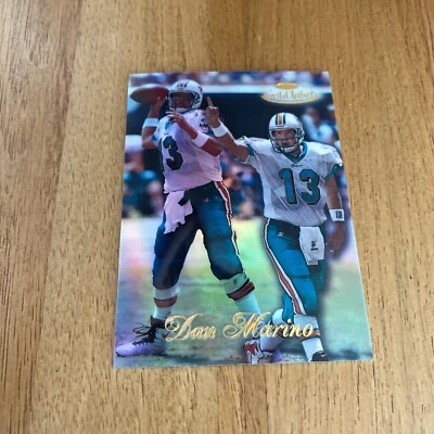 1998 Topps Gold Label Class 1 #30 Dan Marino Dolphins - Image 1 of 2