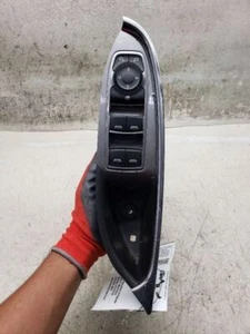 Espejo y ventana del controlador interruptor de puerta delantera se adapta a 16-20 MALIBU 1090756 - Imagen 1 de 12