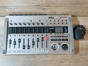 ZOOM R24 Multi-track Recorder 8-Track Japan Very Good Condition Working Tested - Picture 1 of 14