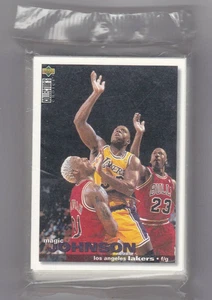 1995-96 UD Collector's Choice Basketball FACTORY SEALED 30 Card Debut/Traded Set - Picture 1 of 2