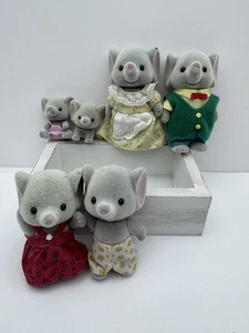 Calico Critters Sylvanian Families Elefant Menge 6 Mutter Vater Sohn Tochter Zwillinge - Bild 1 von 18