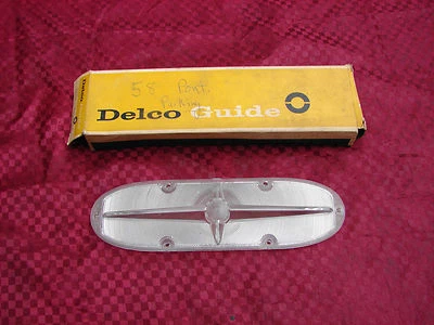 1958 PONTIAC NOS GM DELCO GUIDE PARKING LIGHT LENS - Image 1 of 4