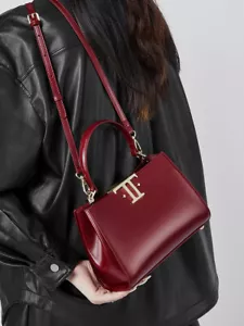 Borsa da donna in vera pelle di mucca borsetta donna tracolla media premium - Foto 1 di 15