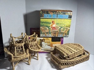 1977 Doll Rattan Barbie Style NASTA Hong Kong 2 Sets Outdoor & Bedroom Vintage - Picture 1 of 17