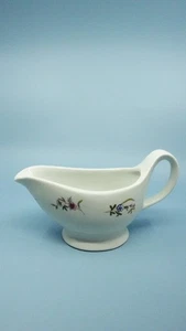 BIA 9" X 4" Cordón Azul Primavera Diseño Floral Cerámica Gravy Boat Hecho a Medida China - Imagen 1 de 3