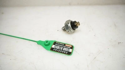 Interruptor de presión de aceite Suzuki GS500 E GM51B 5562 Foto 1 de 2