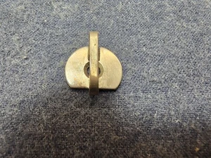 BERNINA 802 Sewing Machine Parts - Rear Thread Guide - Picture 1 of 4