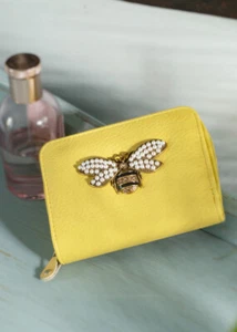 Small Faux Leather Zip Round Coin Section and Bee Detail Women's Wallet Bee's - Picture 1 of 9