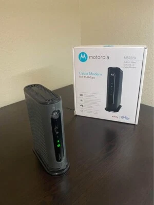 Motorola DOCSIS 3.0 Cable Modem - MB7220 - Image 1 of 4