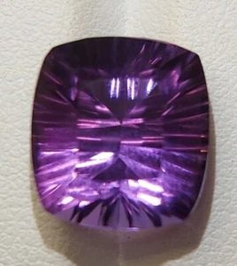 Laser cut Amethyst gemstone - faceted natural purple Quartz 10.90 CTS - Picture 1 of 10