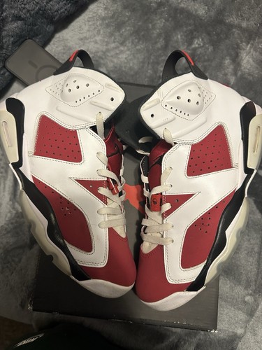 Taglia 10 Jordan 6 Retro OG Mid Carmine