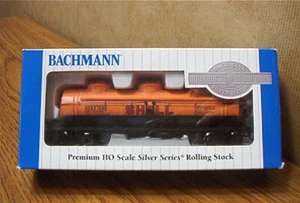 BACHMANN HO Scl 40' Three-Dome Tank Car SHELL SCCX 1245 - Bild 1 von 2