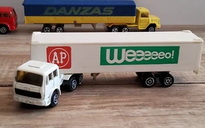 Mercedes camion majorette matchbox hot wheels 1/64 - Foto 1 di 2