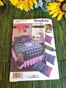 Simplicity 1960 Sewing Pattern Bedroom Accessories Pillow Case Quilt Design Sara - Picture 1 of 4