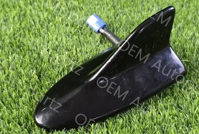 Antena de radio techo exterior Lexus ES350 ES300H 2013-2015 Caviar OEM usada Foto 1 de 4