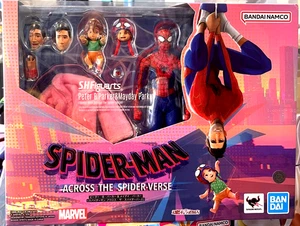 Spider-Man: Quer durch den Spider-Verse Peter B.Parker und Mayday Parker - Bild 1 von 1