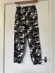 Green Camouflage Cuffed Cargo Trousers – New Look 915 – Age 12 – NWT 🟢 - Picture 1 of 5