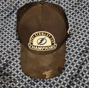 Cappellino Pro Fanatics 2021 Stanley Cup Champion nero mimetico Tampa bay Lightning - Foto 1 di 8
