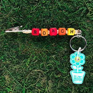 HOTI Hemp Handmade ROACH Clip Keychain Beaded Red Yellow Orange ATM Card Grabber - Picture 1 of 3