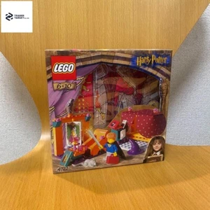LEGO Harry Potter Sorcerer's Stone Gryffindor 4722 In 2001 New Retired - Picture 1 of 2