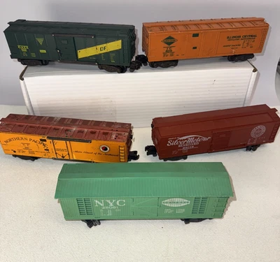 Lot (5) Vintage S GAUGE American Flyer AC GILBERT  Reefer Freight Box Train Cars - Image 1 of 4