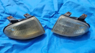 1992 - 1993 Dodge Daytona front turn signal lenses - Image 1 of 2