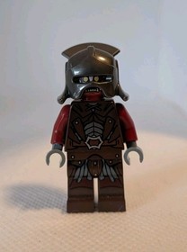 LEGO &reg; LOR007 Uruk-Hai Lord of the Rings minifigure helmet 9471 9474