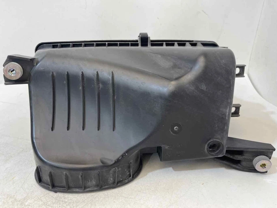 Fits 2016 - 2022 HONDA PILOT 3.5L Air Cleaner Box Assembly 172115J6A10 OEM - Image 1 of 4
