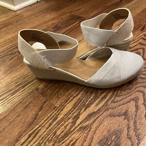 womens shoes Wedges Comfortview Size 12 Work Or Casual Super Cute