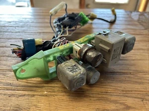 79 80 Toyota Supra Relay Junction Block RH Kick Panel  - Bild 1 von 6