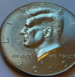 2010 D Strike Through Error Kennedy Half Dollar - NIFC - **FREE SHIPPING** 3/15 - Picture 1 of 10