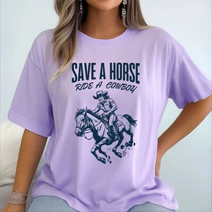 Camiseta para mujer divertida Save A Horse Ride A Cowboy Top camiseta gráfica tallas S-3X - Imagen 1 de 9