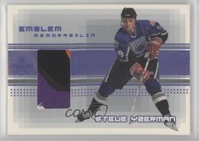 2000-01 ITG Be A Player Memorabilia Emblem Memorabilia Steve Yzerman #E-29 HOF