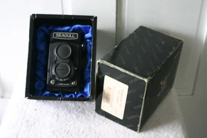 Mint Condition Seagull 4A 105 Automat TLR Film Camera 75mm F3.5 Lens with box - Picture 1 of 3