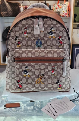 Mochila Disney X Coach Charter Signature Jacquard Mickey Mouse NUEVA con etiquetas Foto 1 de 4