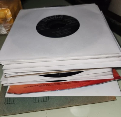 TOMMY & JIMMY DORSEY LOT of 24 different records (45s) from the 1940s & 1950s - Image 1 of 4