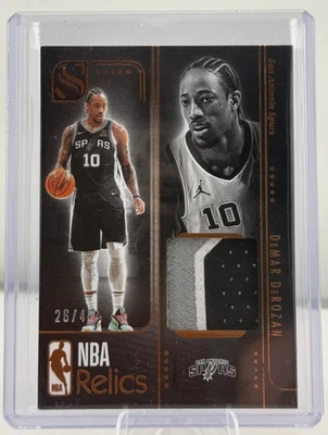 2024-25 Panini Silhouette Демар ДеРозан НБА Реликвии Игра Б/у Нашивка Бронза No26/49 - Изображение 1 из 3