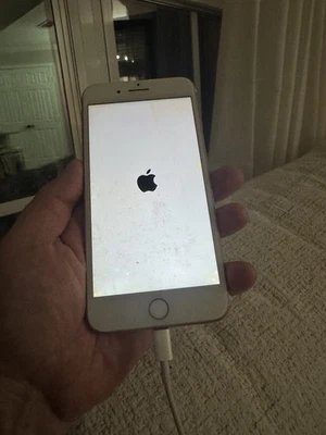 Apple iPhone 7 Plus - 32GB - Unlocked (Read Description) - Image 1 of 4