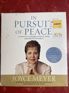 In Pursuit of Peace : 21 Ways to Conquer Anxiety Fear & Discontentment Audiobook - Foto 1 di 7
