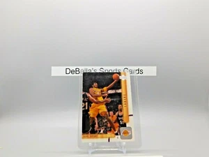 Kobe Bryant 2001-02 Upper Deck #74 HOF - Picture 1 of 3