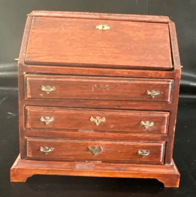 1:12 Scale Dollhouse Miniatures Furniture Red Old Sideboard Piano Cabinet W9 - Image 1 of 4