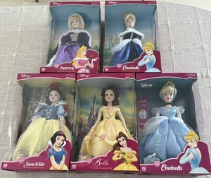 Disney Princess Brass Key Porcelain Doll Set of 5 Classic/Holiday New in Box - Picture 1 of 17