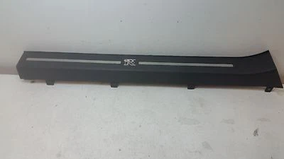 dp60480 Nissan GT-R 2009 2010 2011 2012  LH scuff plate door moulding cover OEM - Изображение 1 из 4