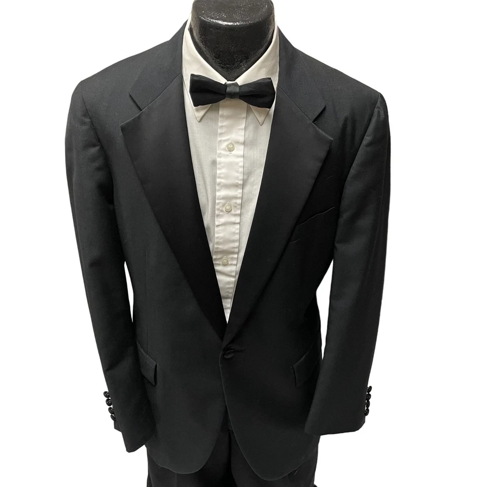 Abrigo Deportivo TUX Negro Chaps EE. UU. SATINADO Solapa Chaqueta Lana Esmoquin PROM Blazer Foto 1 de 4