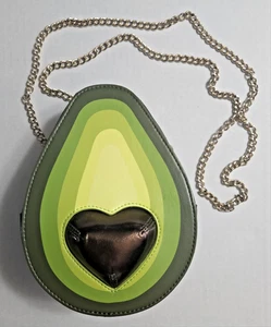 Betsey Johnson Umhängetasche Bravocado Gold Kette 3D Herz Guacamole Pls Rd De - Bild 1 von 15