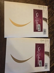 1996 Vtg Hanes Silk Reflections Pantyhose BARELY THERE 2 Pair NEW Size CD - Picture 1 of 4