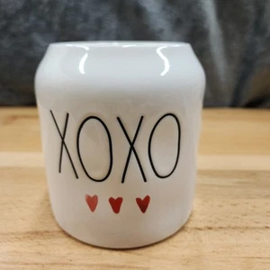 Rae Dunn XOXO San Valentino Sweetst Day Utensile Crock - Foto 1 di 6