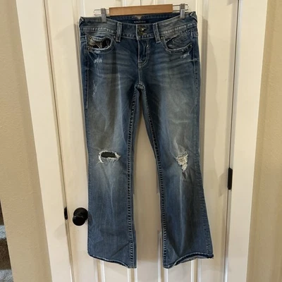 Vigoss Jeans Woman’s Size 9/10-Length 33-Blue Denim Med. Wash Bootcut Distressed - Image 1 of 4